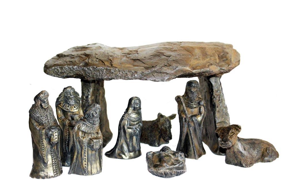 Bronze Dolmen Nativity 9 piece view 8