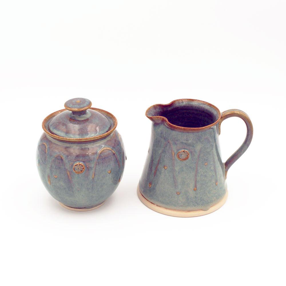 Glás Celtic Pottery Sugar Bowl & Milk Jug Set view 3