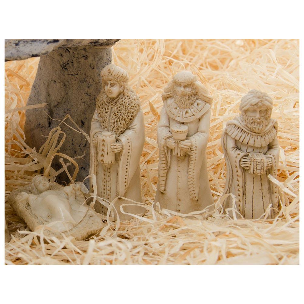 Nativity Set Dolmen 9 piece view 3