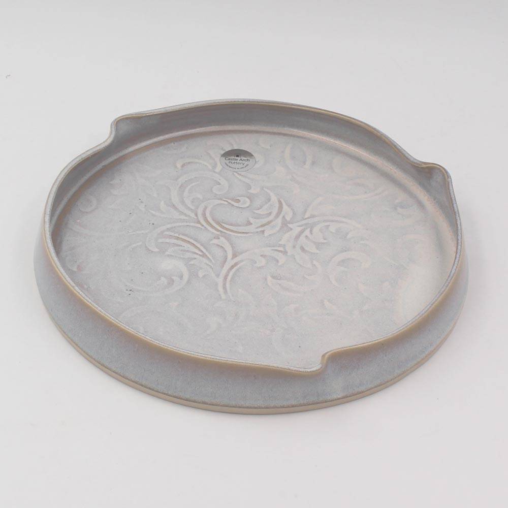 Best 20th anniversary gifts in Ireland: Irish-made 20th anniversary gifts with china and table ceramics ideas, meaningful keepsakes, home gifts, jewellery, and personalised options from Irish makers.