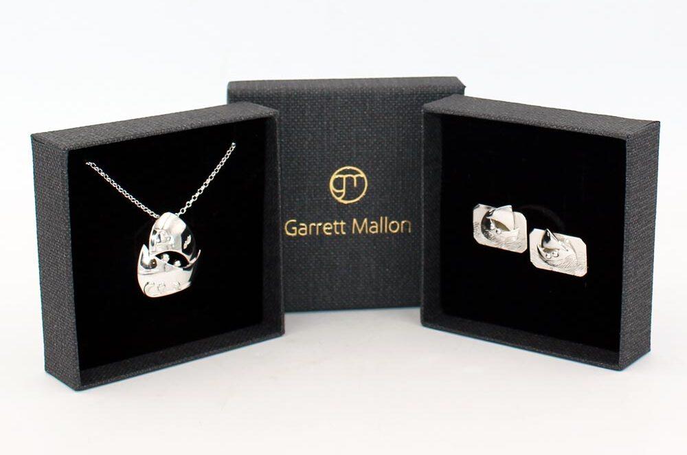 His & Her Gift Silver Necklace and Cufflinks